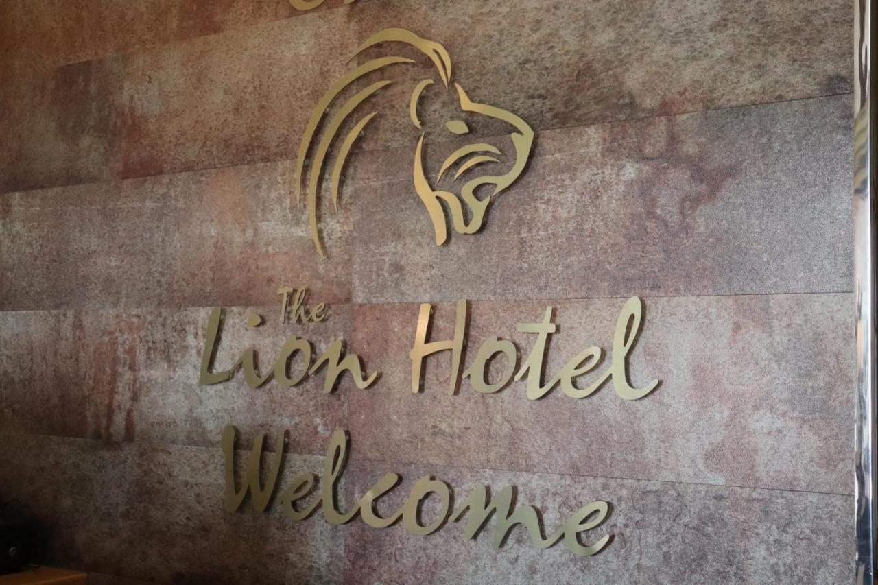 Lion Hotel & Studio Apartments Criccieth Eksteriør billede
